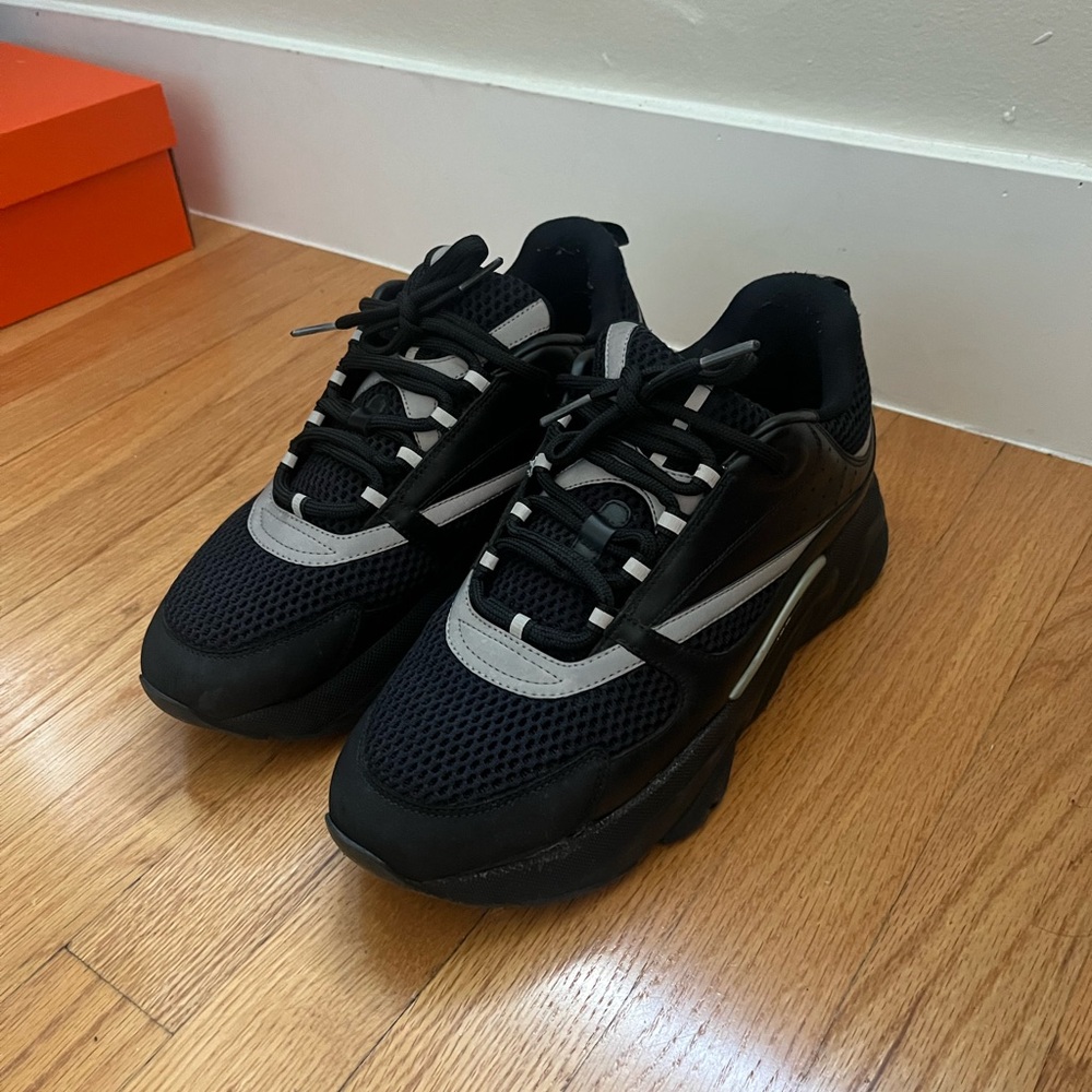 Authentic Black Reflective Men’s Dior B22 Sneakers Size Euro-43 US-10.5